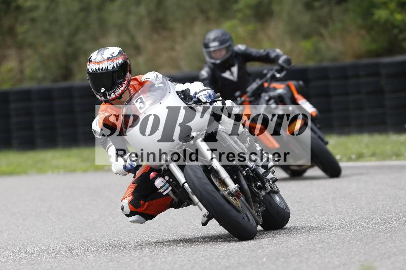 Archiv-2025/37 28.07.2025 Dunlop Ride und Test Day ADR/Einsteiger gruen/3